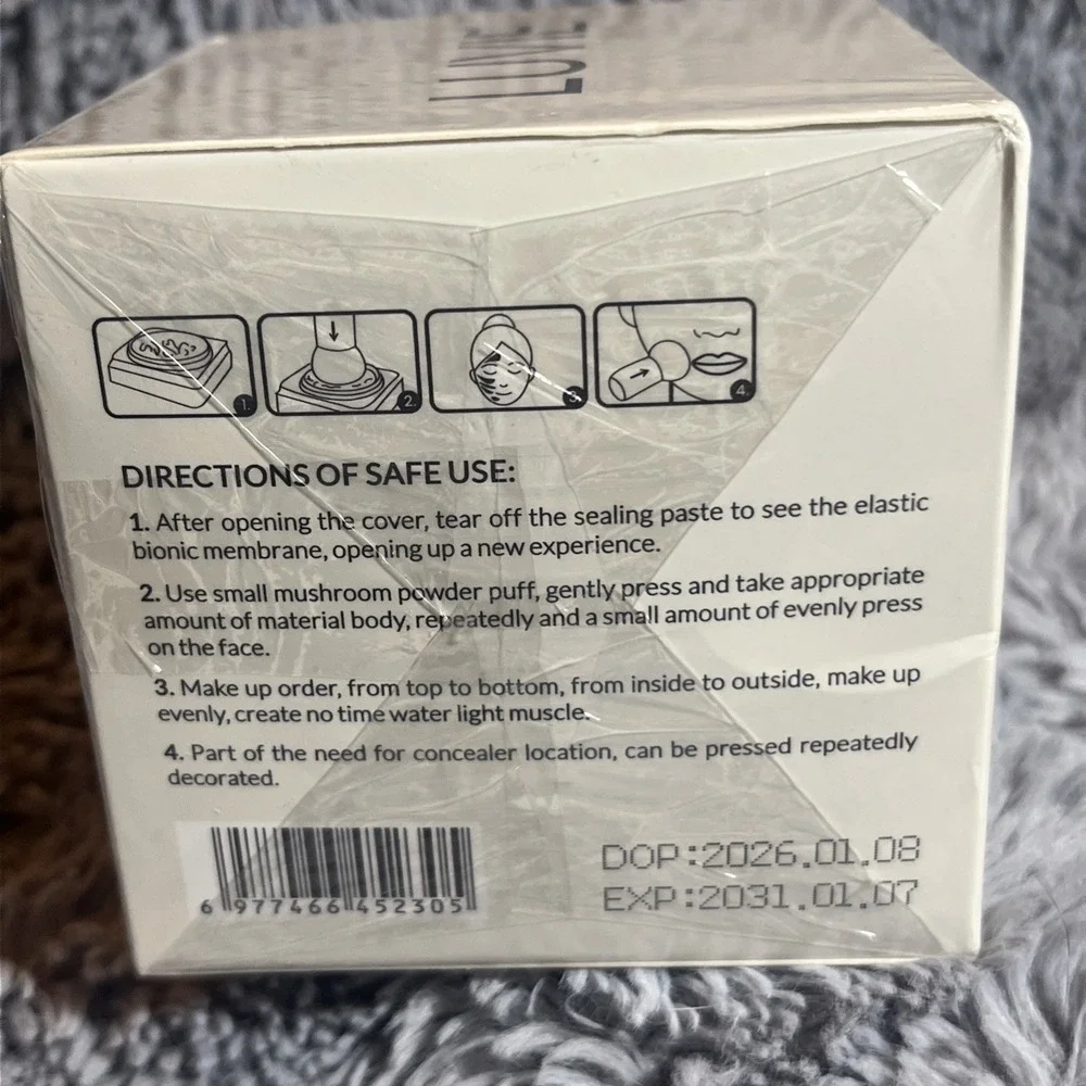 {Z10} Luvie Glow Foundation Cushion, Mushroom Head Air Cushion IVORY SEALED